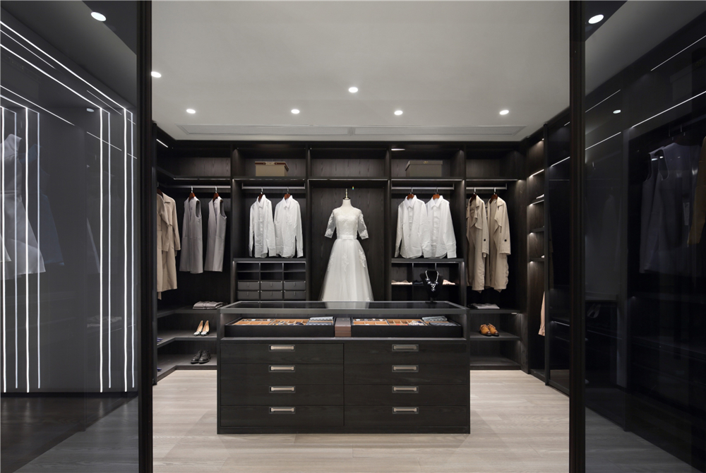 整體衣柜加盟代理注意事項?(圖1) 整體衣柜加盟代理注意事項?(圖1)