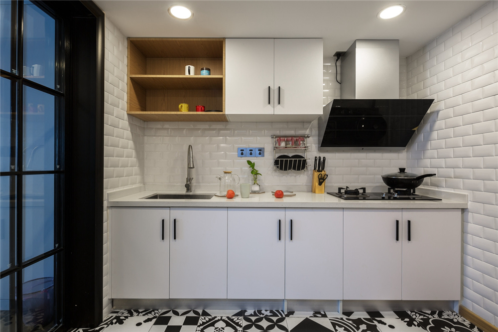 定制櫥柜都有哪些類型款式?(圖2) 定制櫥柜都有哪些類型款式?(圖2)