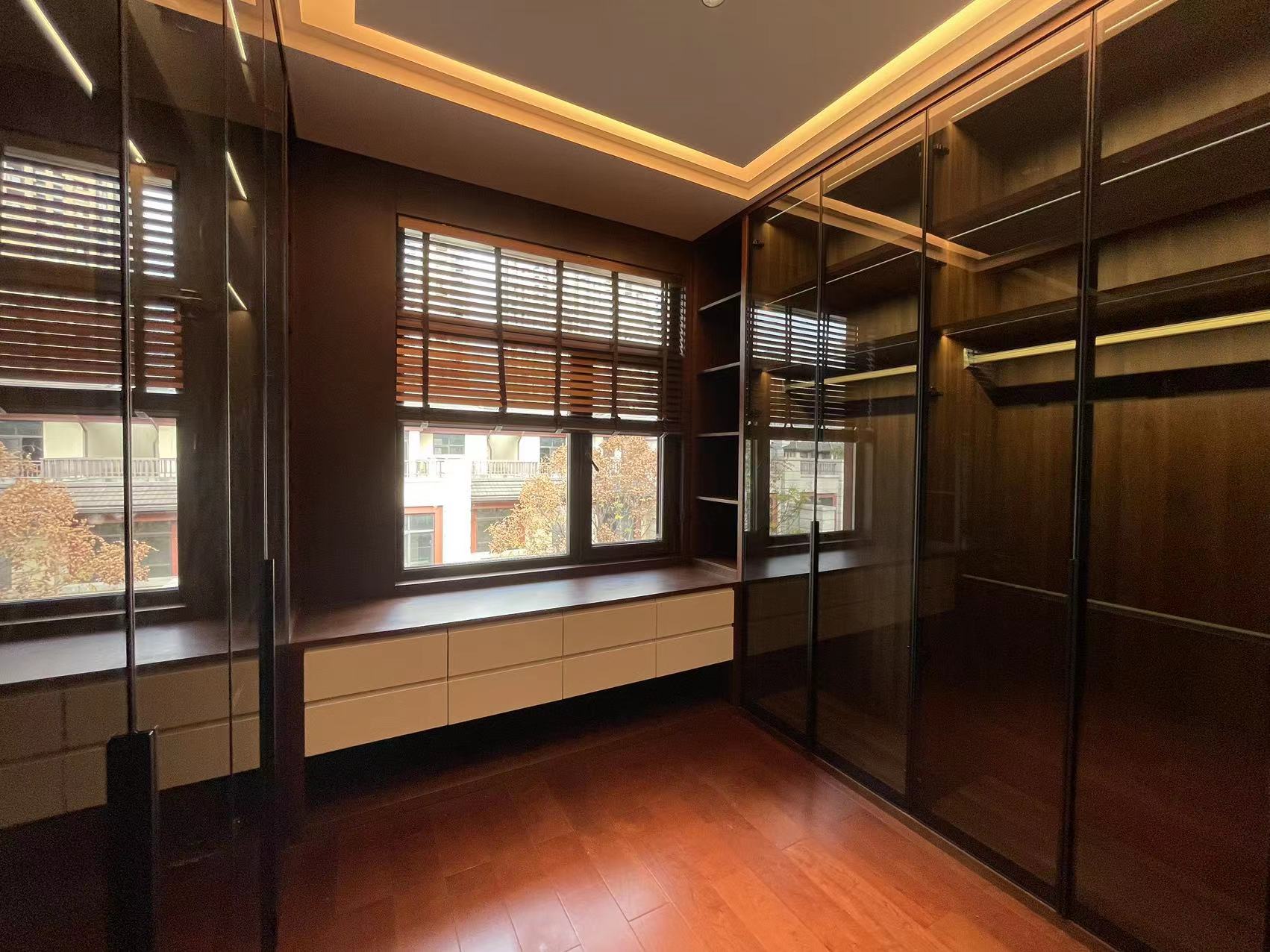 500㎡整木定制別墅,實拍新中式風格裝修(圖24) 25.jpg