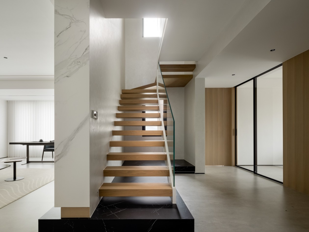 200㎡現(xiàn)代簡(jiǎn)約風(fēng),高定全屋設(shè)計(jì)復(fù)式樓(圖13) 13.jpg