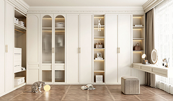 定制衣柜深度一般要做多少？