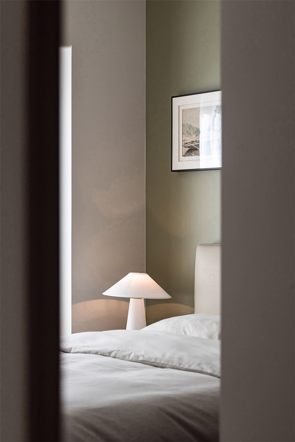 180㎡現(xiàn)代極簡復(fù)式,生活中的藝術(shù)感(圖11) 11.jpg